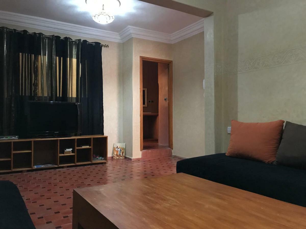 Wiss Appartement Эс-Сувейра Экстерьер фото